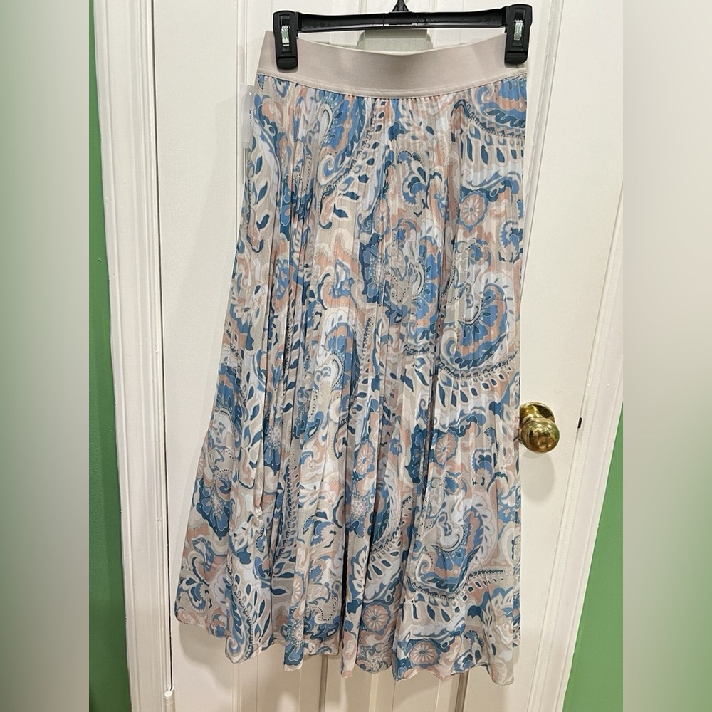 Aritzia Wilfred Pleated Chiffon blue/pastel Midi Twirl Skirt Size medium